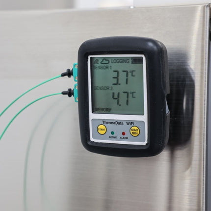 WiFi-dataloggerkit met universele penetratieprobes voor bewaking op afstand.